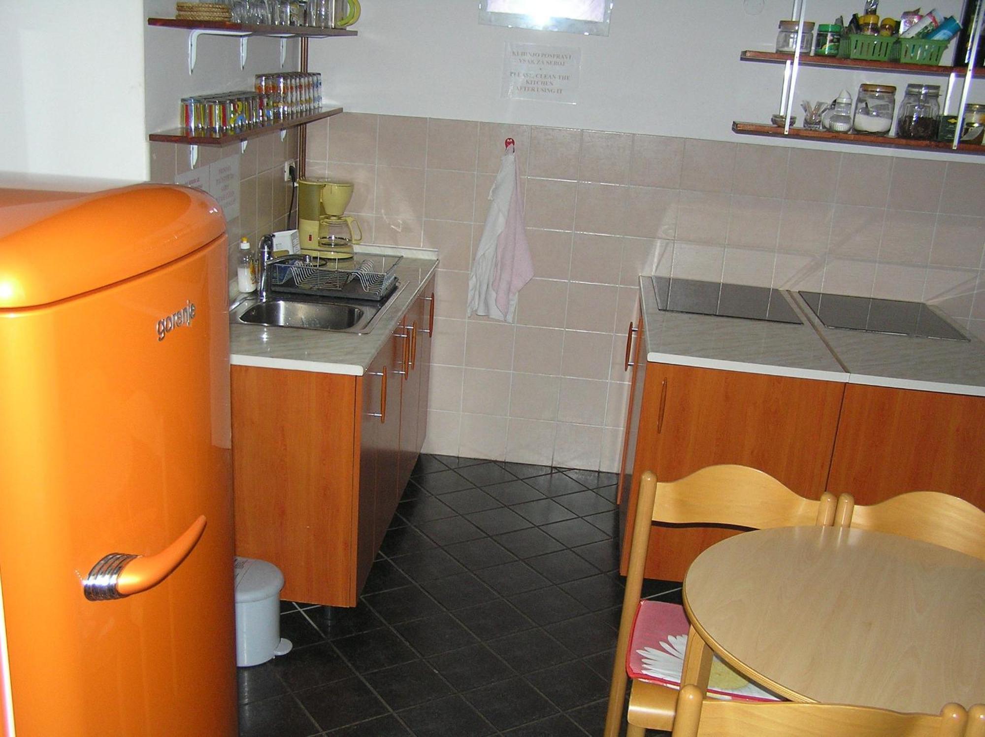 Pliskovica Youth Hostel Bagian luar foto