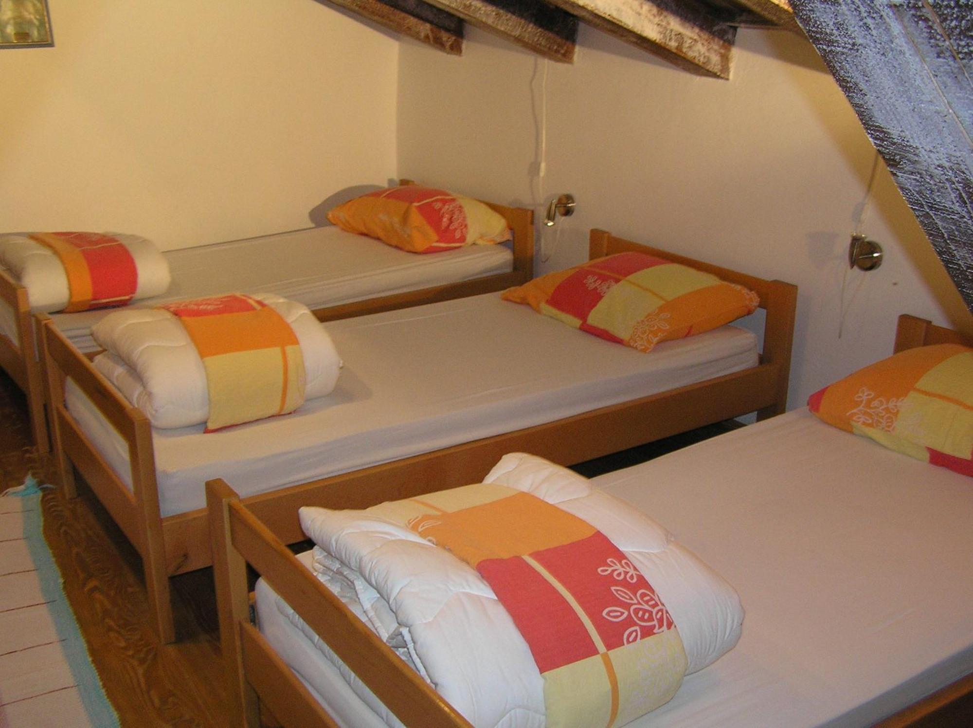 Pliskovica Youth Hostel Bagian luar foto